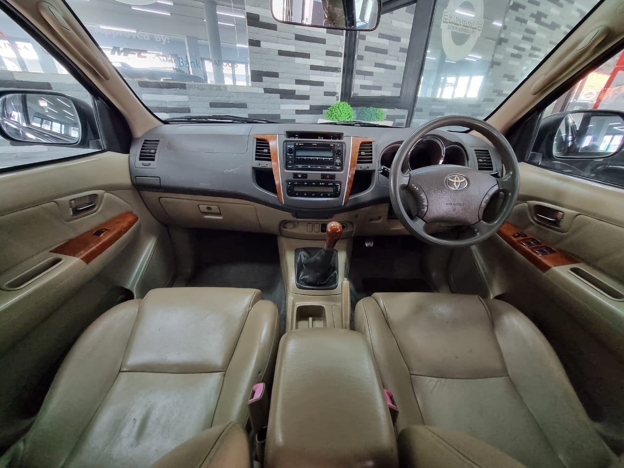 2010 Toyota Fortuner 3.0 D-4D Raised Body