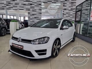 2016-Volkswagen-Golf-R-Auto