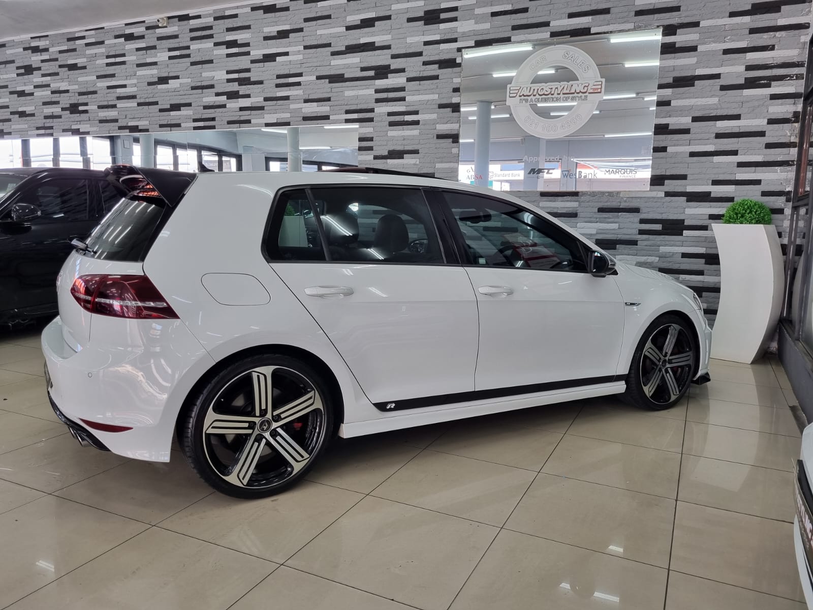 2016 Volkswagen Golf VII 2.0 TSI R Auto