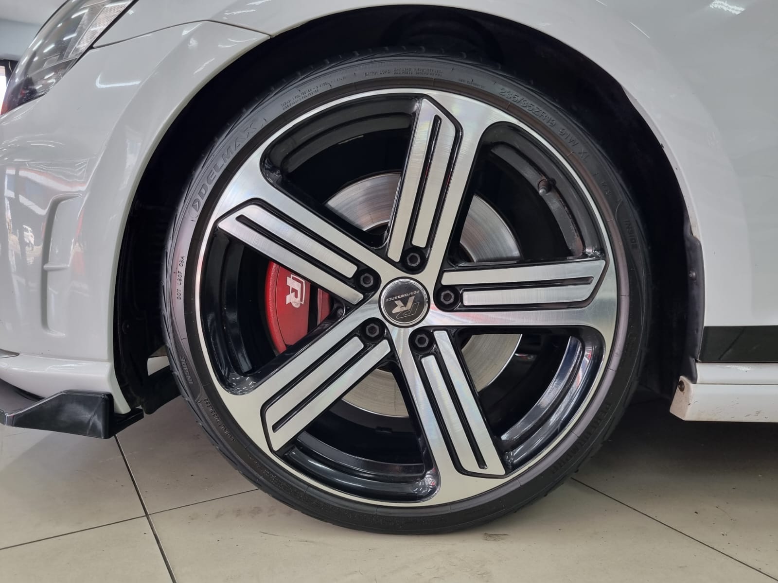 2016 Volkswagen Golf VII 2.0 TSI R Auto