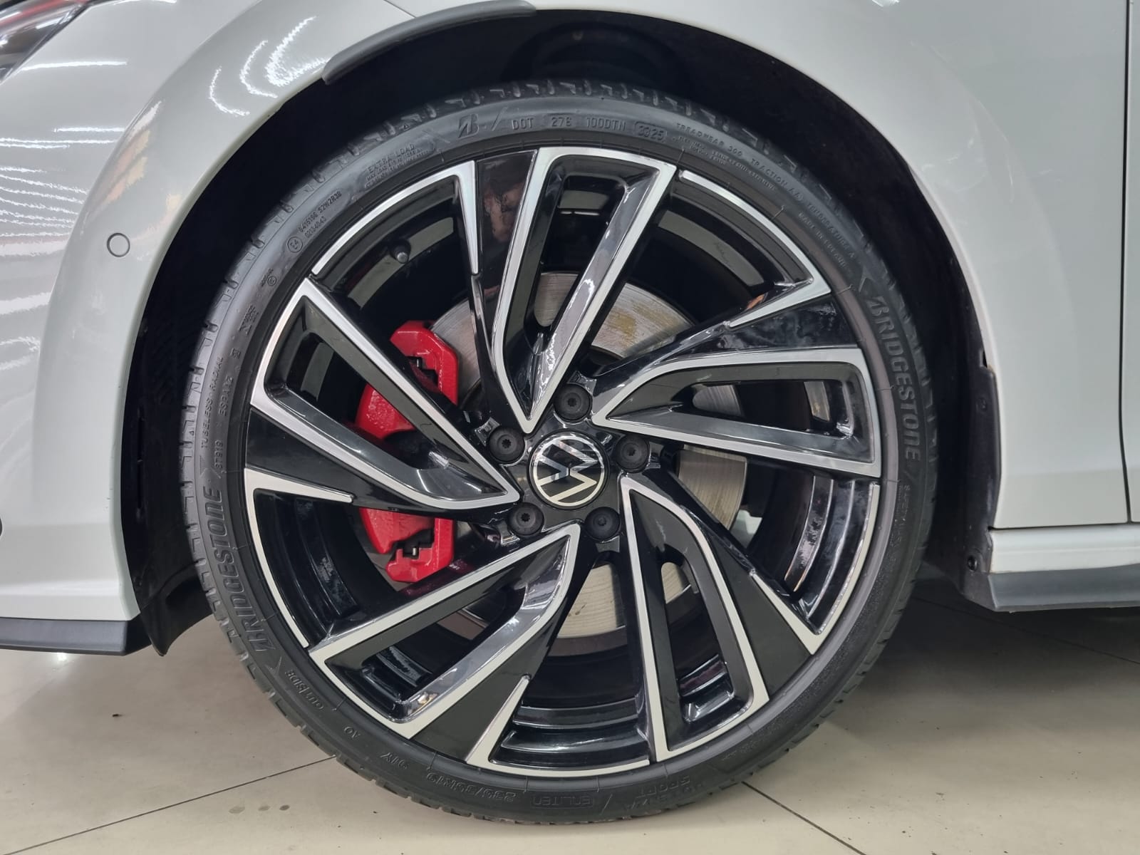 2024 Volkswagen Golf 8 2.0 TSI GTI DSG