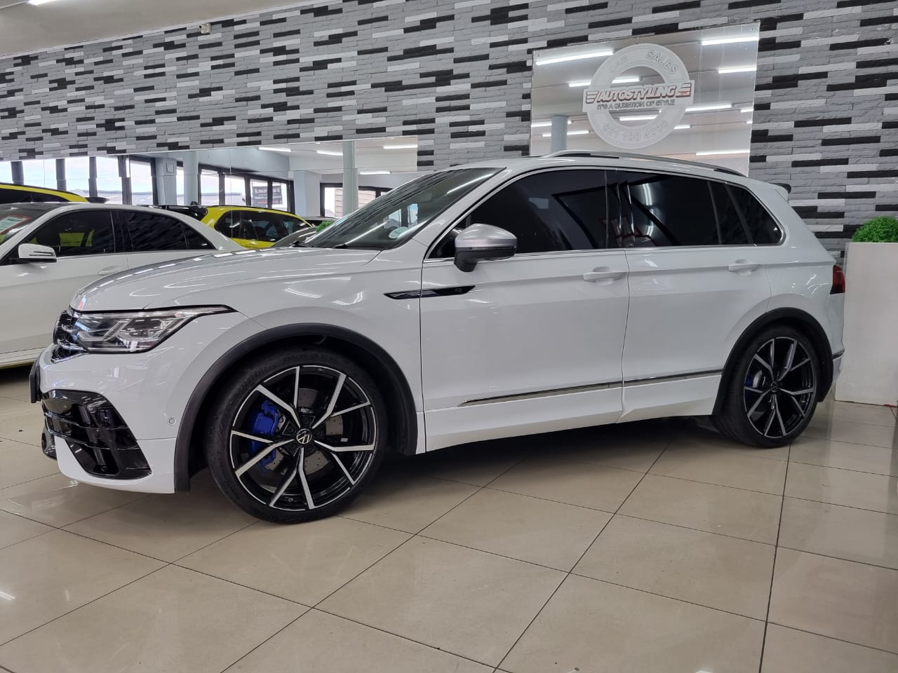 2023 Volkswagen Tiguan R