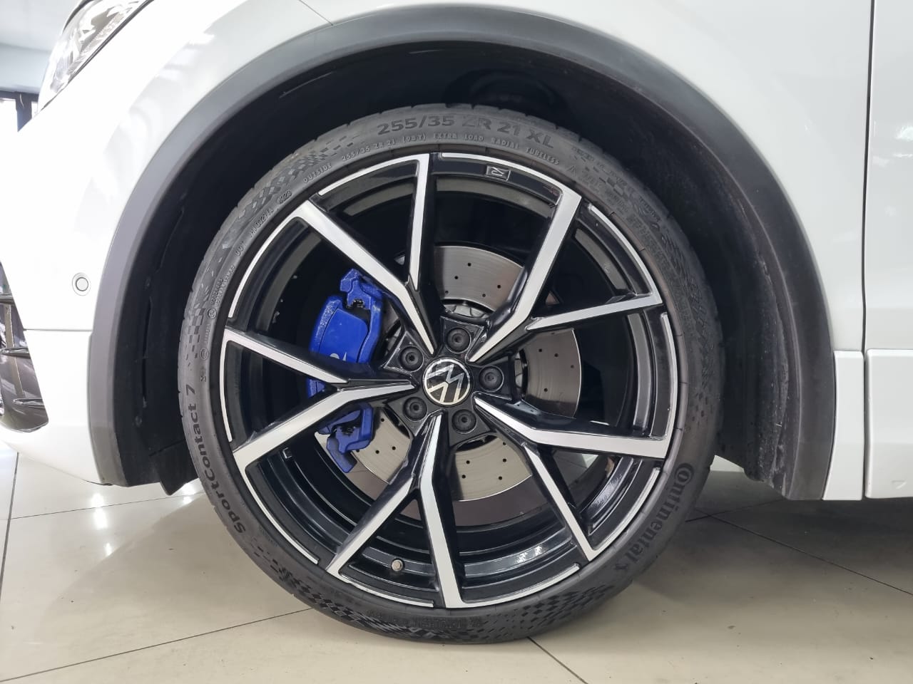 2023 Volkswagen Tiguan R