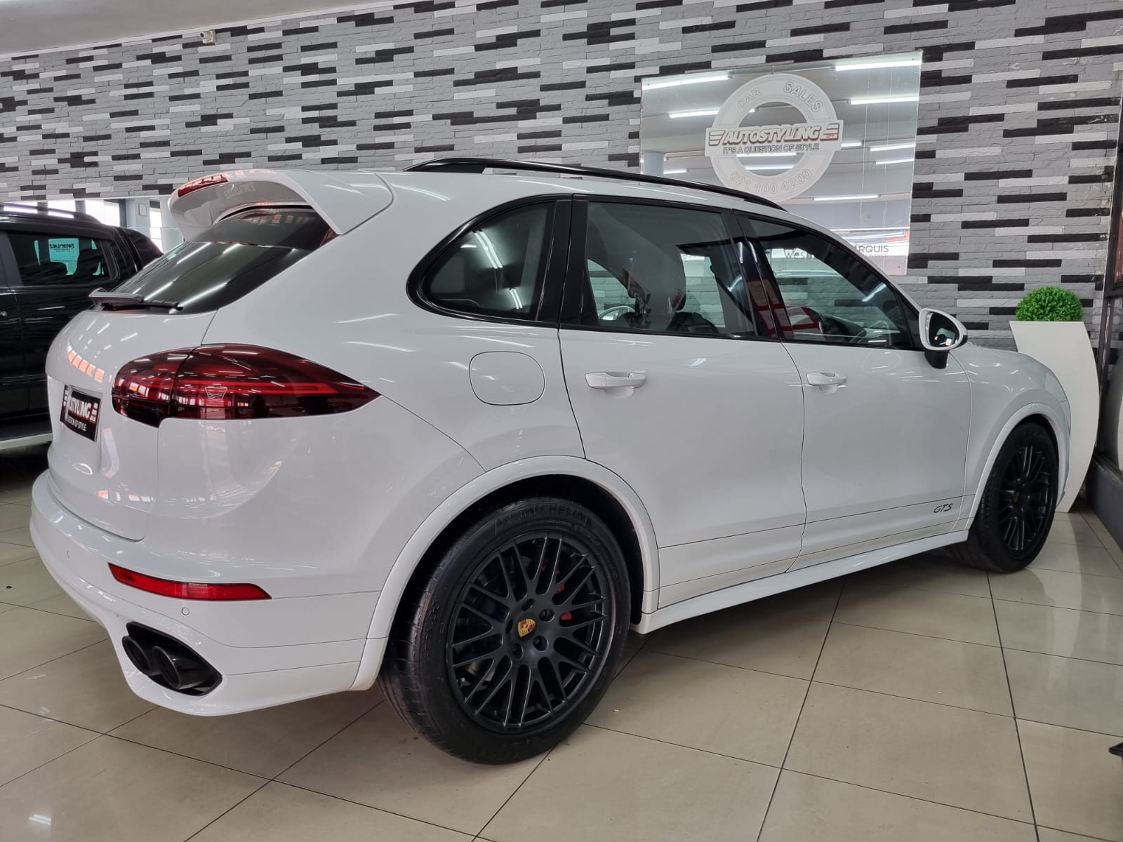 2016 Porsche Cayenne GTS (E2 GEN II)